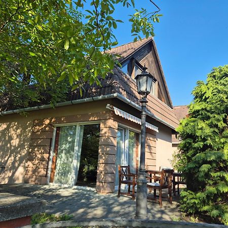 Siofoki Nyaralohaz Vila Exterior foto